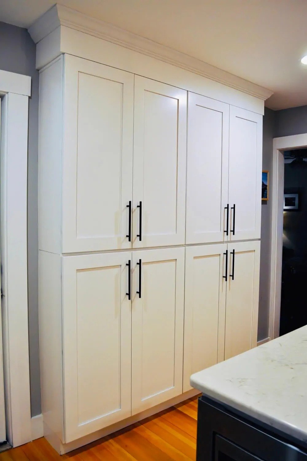 imgi_160_universal-factory-direct-kitchens-37